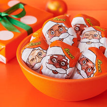 Cargar imagen en el visor de la galería, Reese’s Christmas Santas
