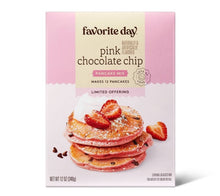 Cargar imagen en el visor de la galería, Pink Chocolate Chip Pancake Mix
